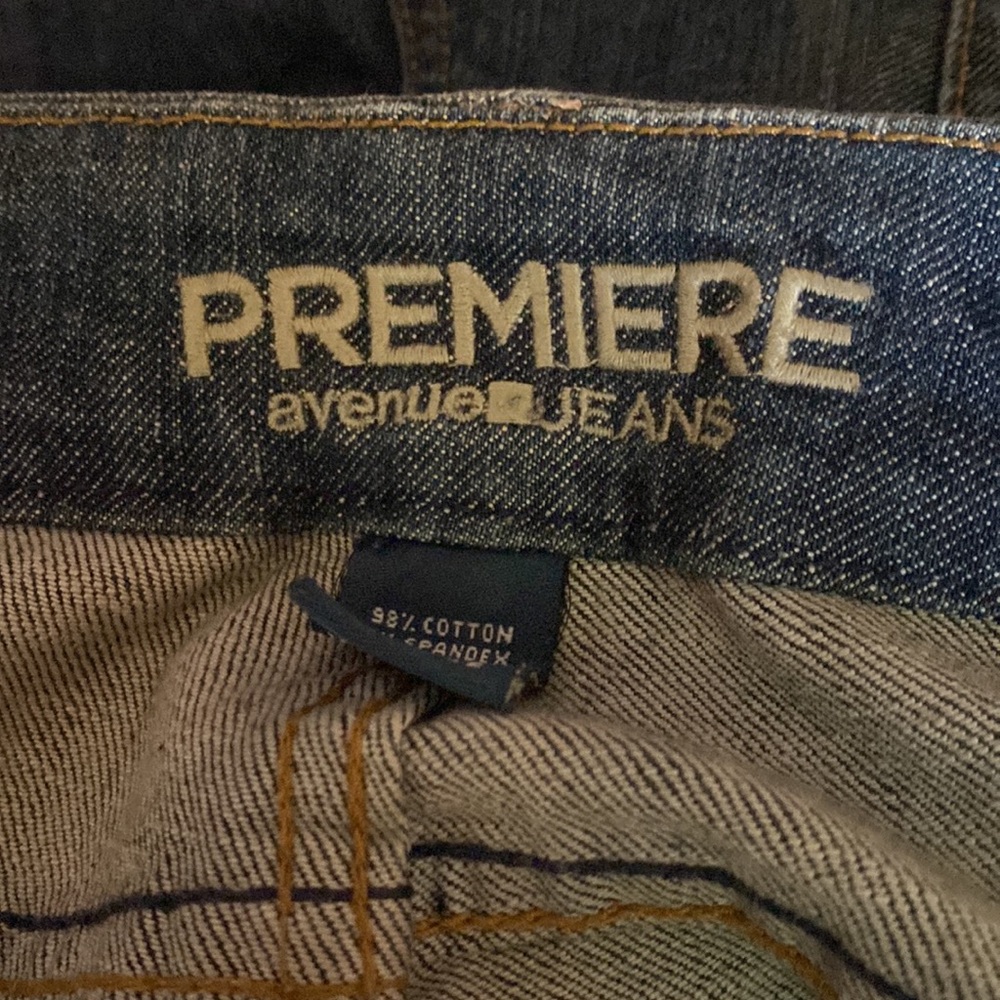 Jeans - Picture 2 of 2
